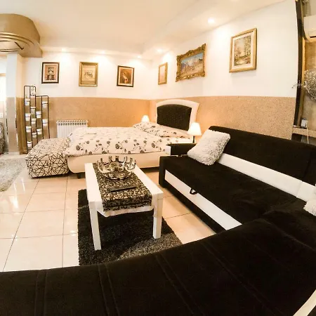 Centar Liberty Apartment *